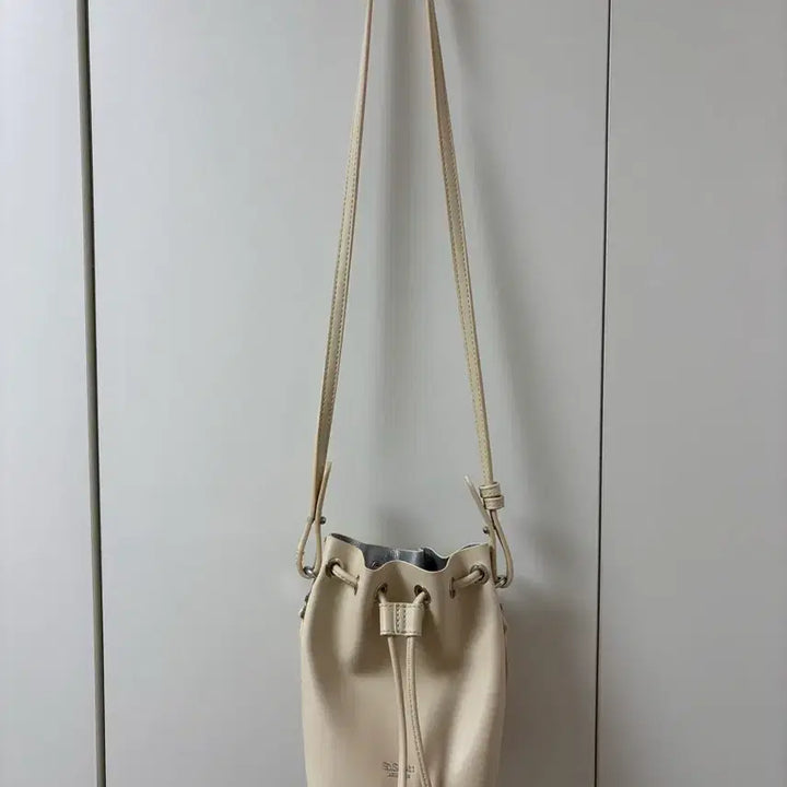 [BUNJANG] Saint Scott Lillian Mini Bucket Bag / 세인트스코트 릴리안 미니 버킷백