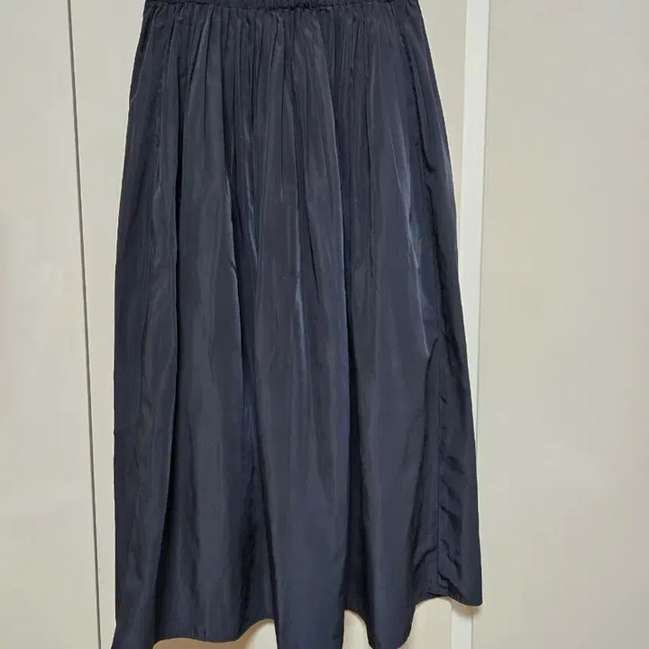 [BUNJANG] Uniqlo Volume Pleated Skirt - Size M - New / 유니클로 볼륨주름스커트 M 새제품