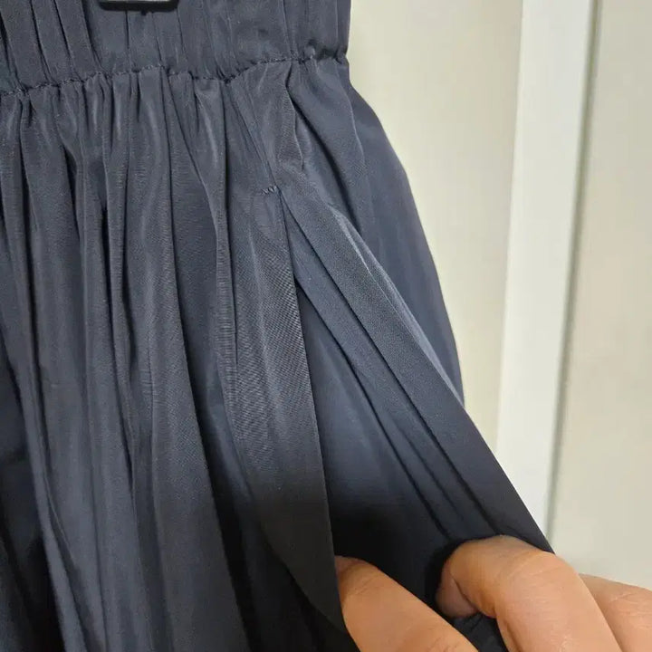 [BUNJANG] Uniqlo Volume Pleated Skirt - Size M - New / 유니클로 볼륨주름스커트 M 새제품