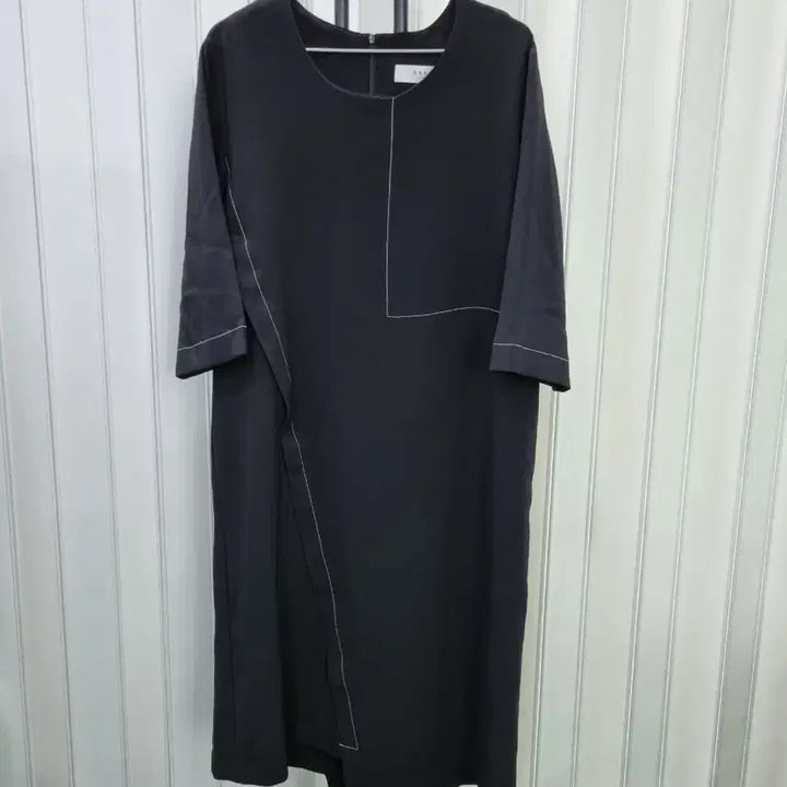 [BUNJANG] Black Stitch Point Long Dress / 블랙 스티치 포인트 롱 원피스