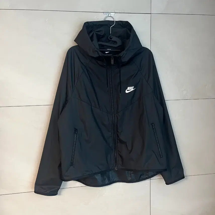 [BUNJANG] Nike Windrunner Jacket Black [L] / 나이키 윈드러너 바람막이 블랙 [L]