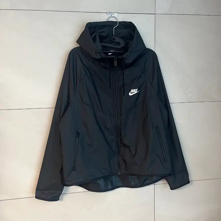 [BUNJANG] Nike Windrunner Jacket Black [L] / 나이키 윈드러너 바람막이 블랙 [L]