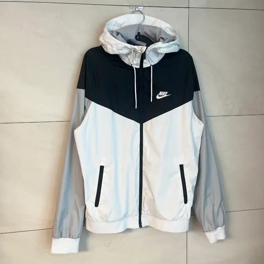 [BUNJANG] Nike Windrunner Jacket (Size S) / 나이키 윈드러너 바람막이 [S]