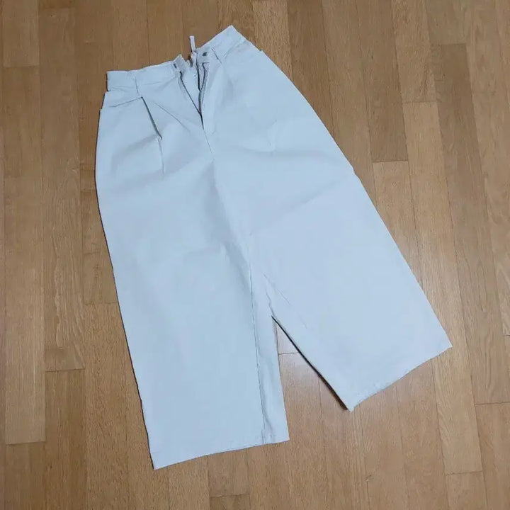 [BUNJANG] Niko and... Wide Balloon Pants / 니코앤드 와이드 벌룬팬츠 4