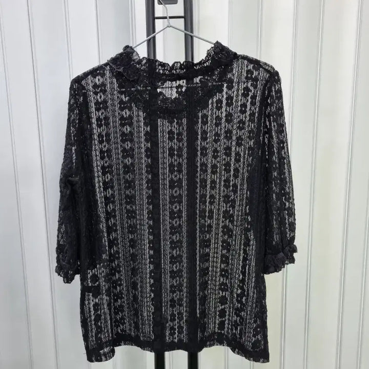 [BUNJANG] Black Lace Blouse 5-Button Sleeve / 블랙 레이스 블라우스 5부