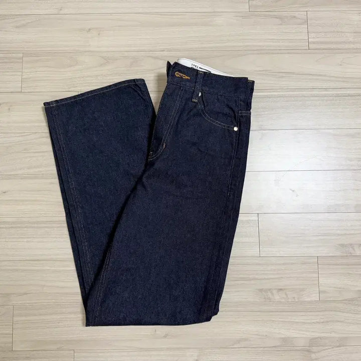 [SOLD OUT] 게스 청바지 새상품 (사이즈 28)