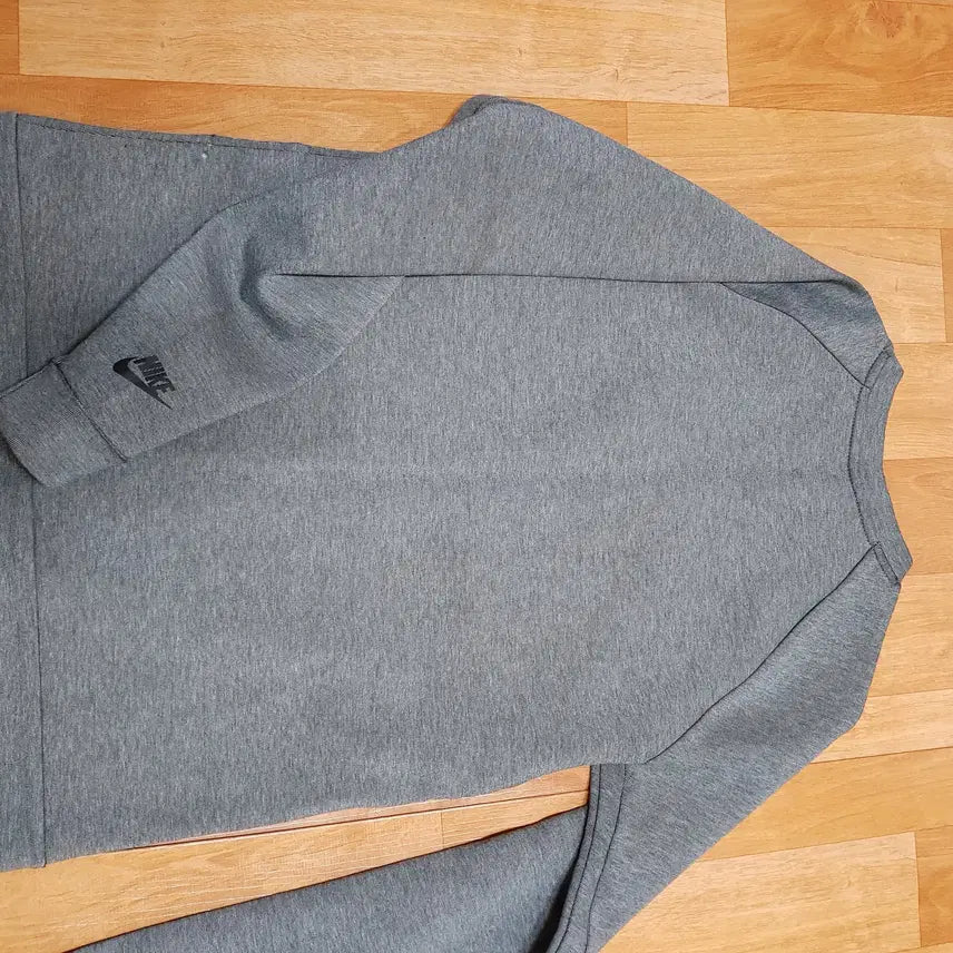 [BUNJANG] Nike Tech Fleece Crewneck Sweatshirt - Gray - Size M / 나이키 테크 플리스 크루넥 M