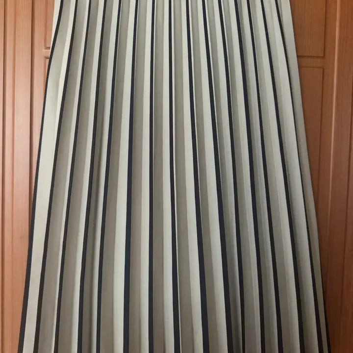 [BUNJANG] SJSJ Pleated Skirt / 한섬 SJSJ 플리츠 밴딩 스커트