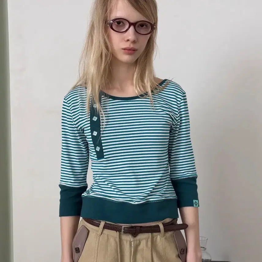 [BUNJANG] Heretic Button Stripe Asymmetrical Henley T-Shirt / 헤레틱 BUTTON STRIPE ASYM HENLEY T-SHIRT