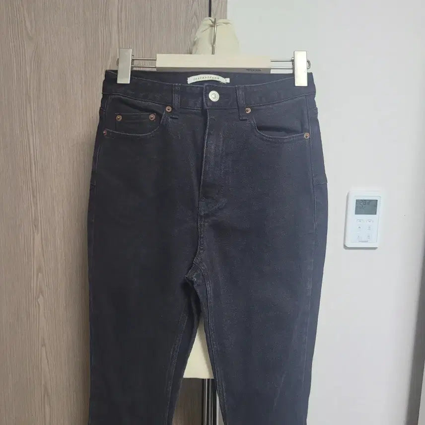 [BUNJANG] InstantFunk Black Bootcut Jeans / 인스턴트펑크 블랙 부츠컷 청바지