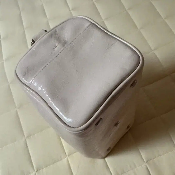 [BUNJANG] minitmute Brett Bag Ivory / 미닛뮤트 브렛백(더스트백없음)