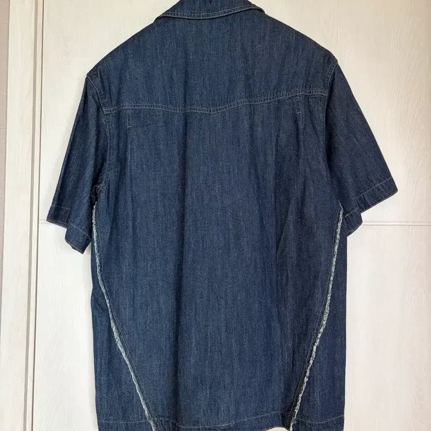 [BUNJANG] INSILENCE Cut-off Denim Shirt / 인사일런스 컷오프 데님 셔츠