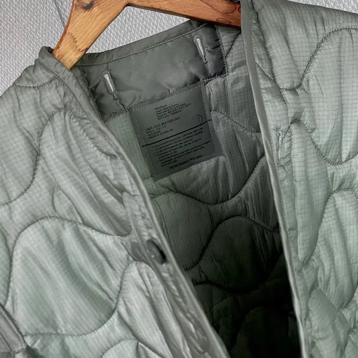 [SOLD OUT] [새상품] 미군 오리지널 M65 필드자켓 신형 내피