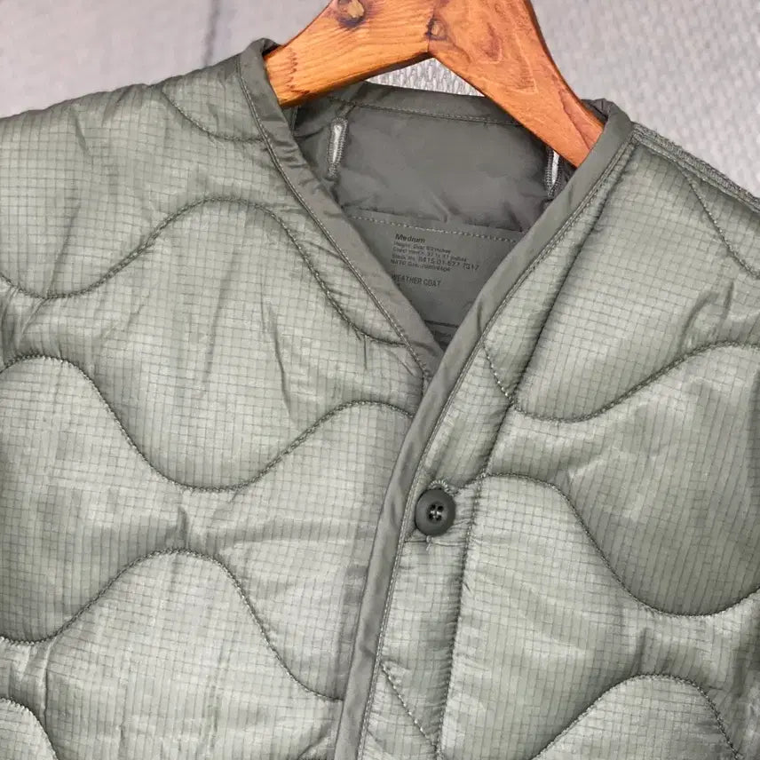 [SOLD OUT] [새상품] 미군 오리지널 M65 필드자켓 신형 내피
