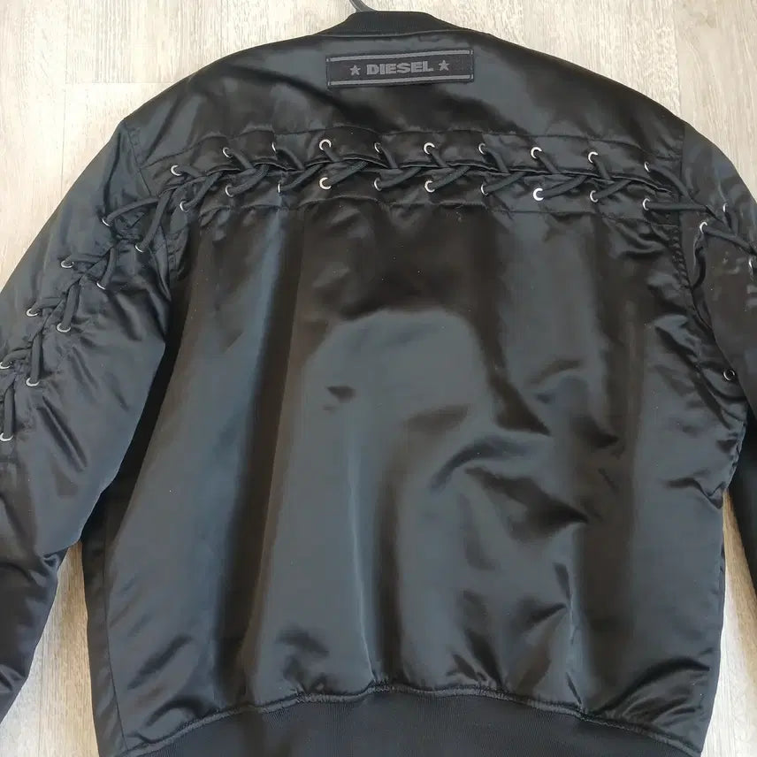 [BUNJANG] Diesel MA-1 Flight Jacket Jumper Windbreaker Zip-up / 디젤 MA-1 항공자켓 점퍼 바람막이 집업