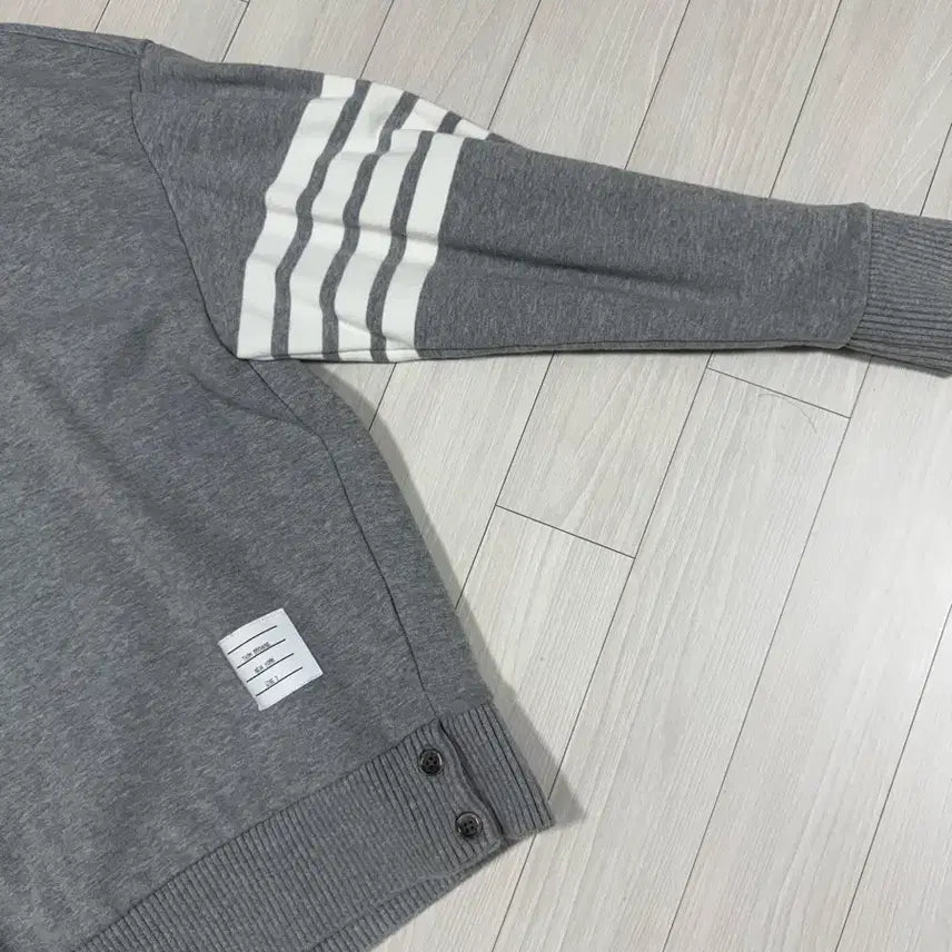 [BUNJANG] Thom Browne Crewneck Sweatshirt / 톰브라운 맨투맨