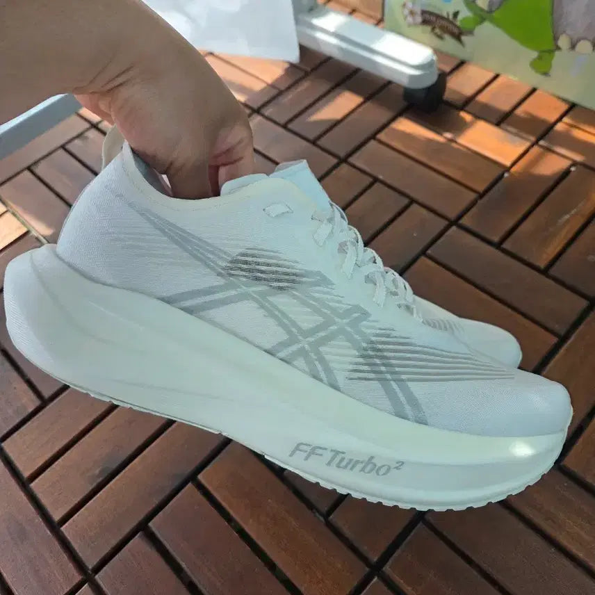 [BUNJANG] ASICS MegaBlast Running Shoes White 275 / 아식스 러닝화 메가블라스트 화이트 275