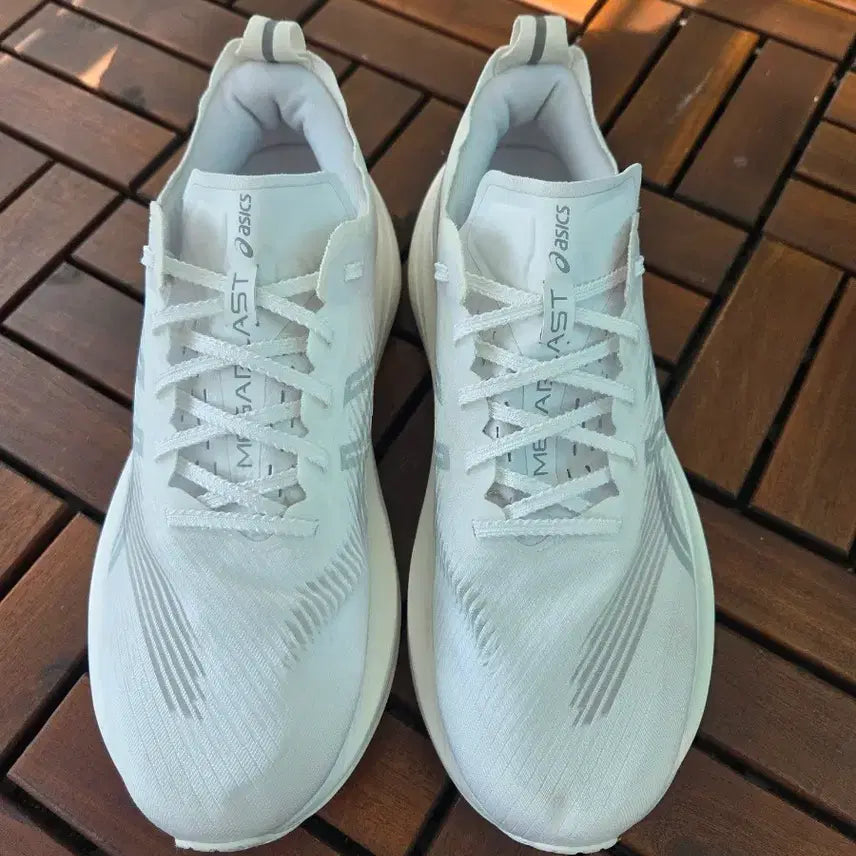 [BUNJANG] ASICS MegaBlast Running Shoes White 275 / 아식스 러닝화 메가블라스트 화이트 275
