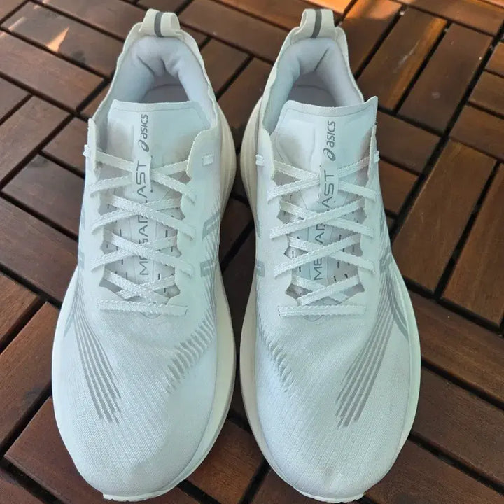 [BUNJANG] ASICS MegaBlast Running Shoes White 275 / 아식스 러닝화 메가블라스트 화이트 275