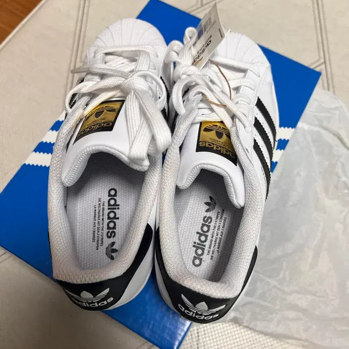 [BUNJANG] Adidas Superstar J White Black Sneakers / 아디다스 슈퍼스타 J 220 새상품