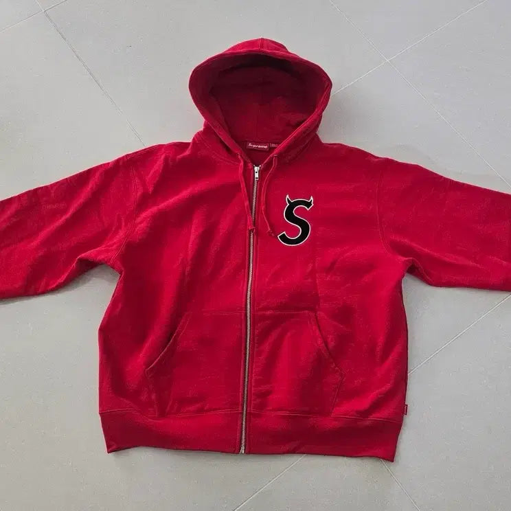 [BUNJANG] Supreme Devil Hooded Zip-Up &amp; Jogger Pants Set / 슈프림 데빌 후드집업 조거팬츠 상하의 세트 판매합니다