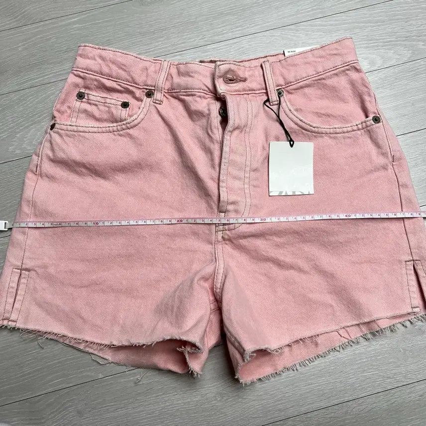 [BUNJANG] Zara Pink Denim Cut-Off Shorts Size 38 / 무료배송 자라 핑크 데님 반바지 38 쇼츠 새상품