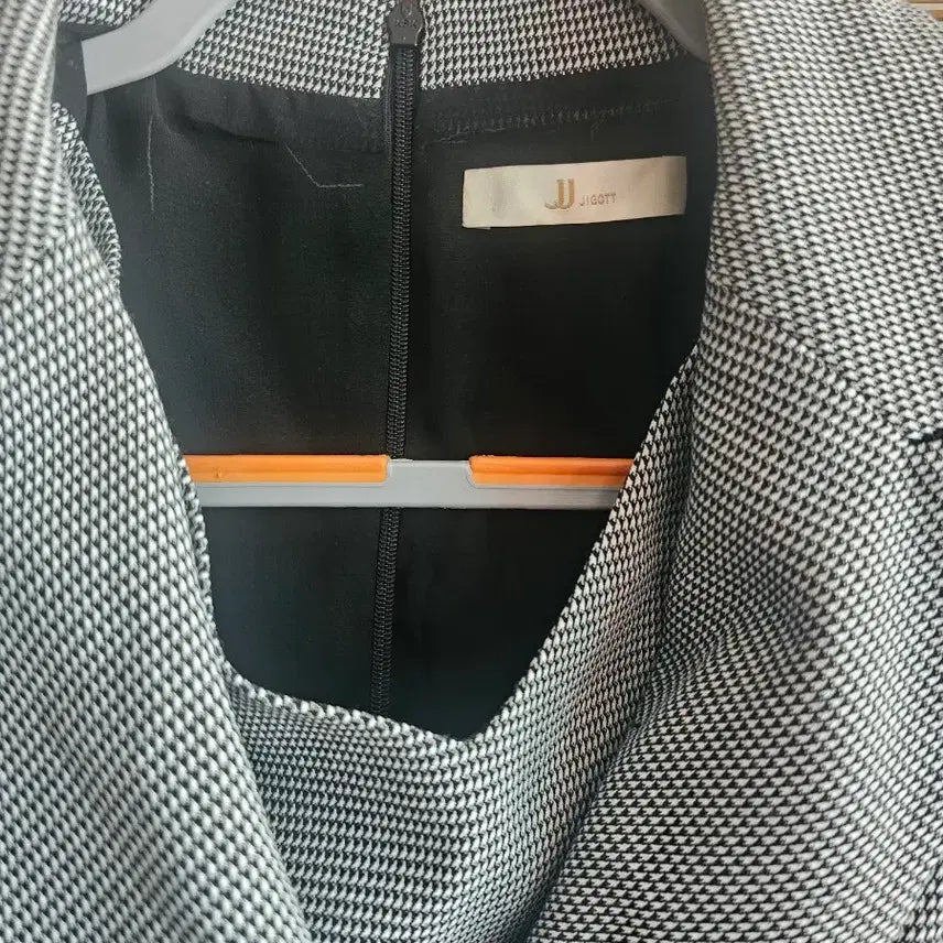 [SOLD OUT] JJ지고트 체크 패턴 더블 버튼 롱 원피스