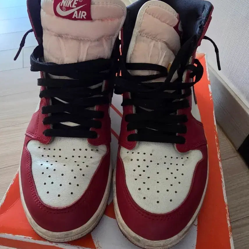 [BUNJANG] Nike Air Jordan 1 High OG Chicago / 나이키 에어 조던 1 하이 OG 시카고 270