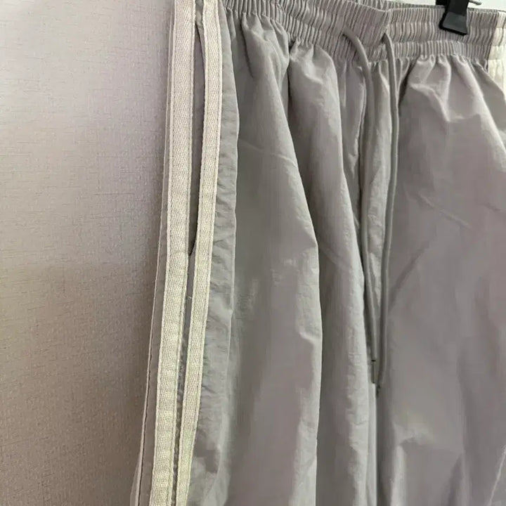 [BUNJANG] String Training Pants Beige / 연베이지 스트링 트레이닝 팬츠