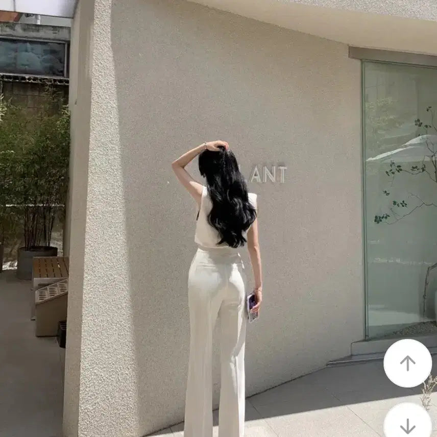 [BUNJANG] YUMERA High-Waisted Bootcut Slacks - Ivory (M) / 에이블리 유메라 여름 슬랙스 하이웨스트 부츠컷 슬랙스 아이보리 m 새상품