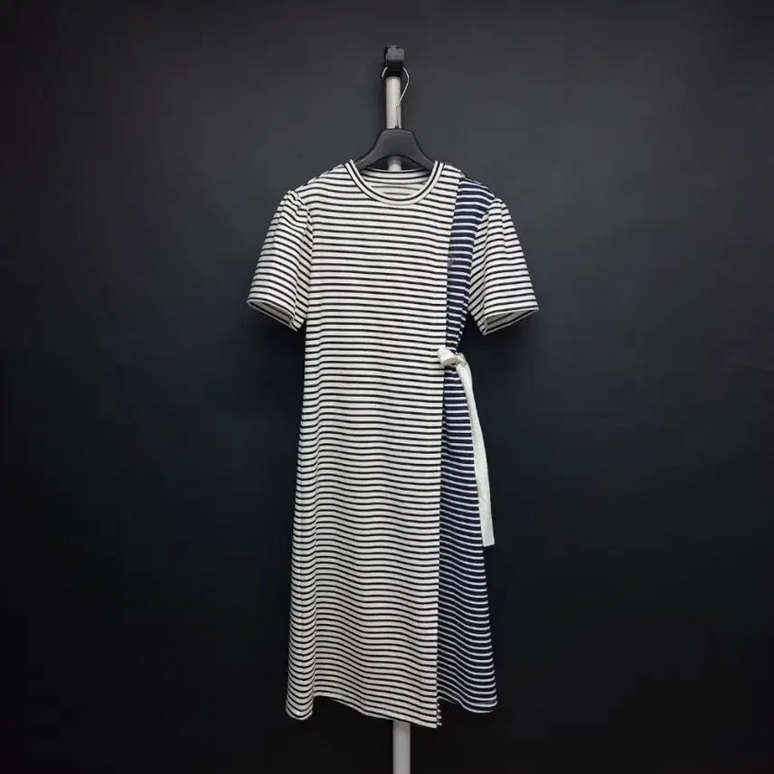 [BUNJANG] G-Cut Striped Maxi Long Dress / 새 지컷 G-CUT 춘추 단가라 맥시 롱 원피스 55.66