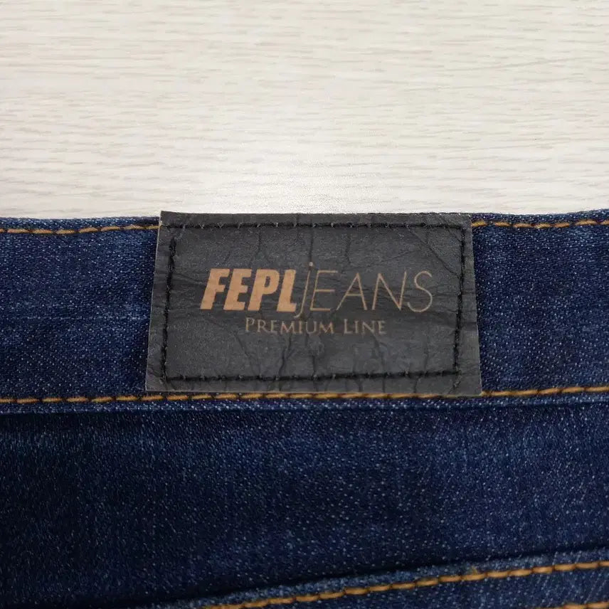 [BUNJANG] FEPL JEANS Spandex Denim Shorts Dark Blue / 36 FEPL JEANS 스판 데님 반바지 진청 36-446