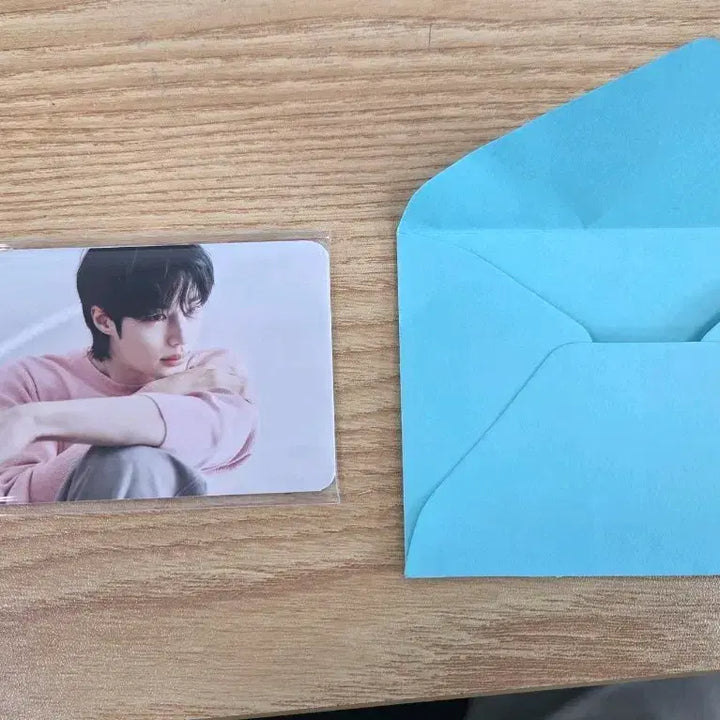 [SOLD OUT] 변우석 지오다노 포토카드 1.5에 판매합니다