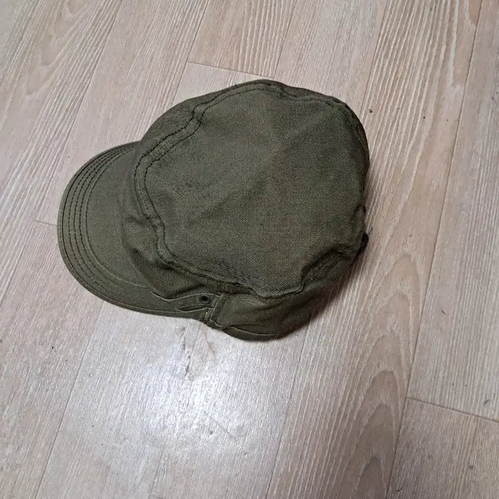 [BUNJANG] Khaki Hunting Cap Style Hat / 카키색 헌팅캡 스타일 모자