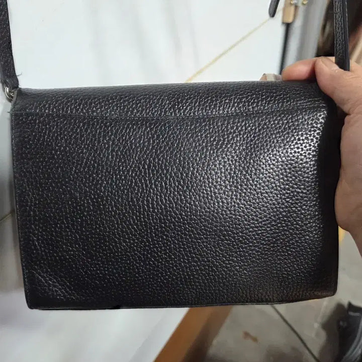 [BUNJANG] MCM Black Mini Crossbody Bag / 메트로시티 블랙 미니 크로스백