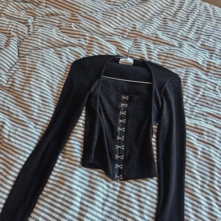 [BUNJANG] NOT YOUR XXX Black Hook Detail Cardigan / 낫유어XXX 블랙 훅 디테일 가디건