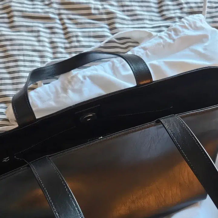 [BUNJANG] Numbering Black Leather Tote Bag / 넘버링 블랙 레더 토트백