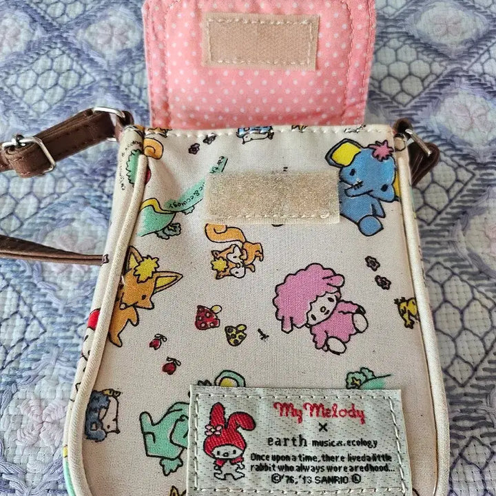 [BUNJANG] Earth Music Collaboration My Melody Crossbody Bag / 수입)마이멜로디 크로스백 Earth Music 콜라보