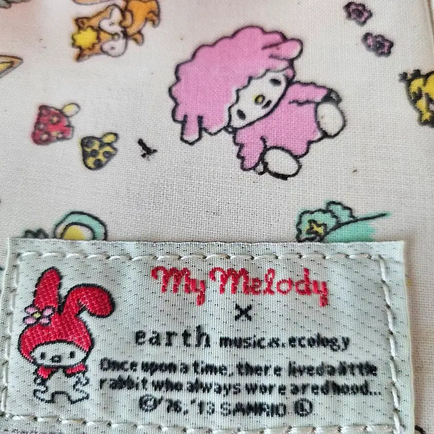 [BUNJANG] Earth Music Collaboration My Melody Crossbody Bag / 수입)마이멜로디 크로스백 Earth Music 콜라보