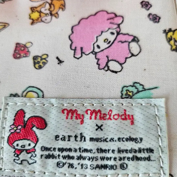 [BUNJANG] Earth Music Collaboration My Melody Crossbody Bag / 수입)마이멜로디 크로스백 Earth Music 콜라보