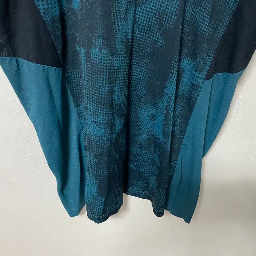 [BUNJANG] K2 Functional Spandex Short-Sleeve T-Shirt / 100 K2 기능성 스판 반팔티 정품