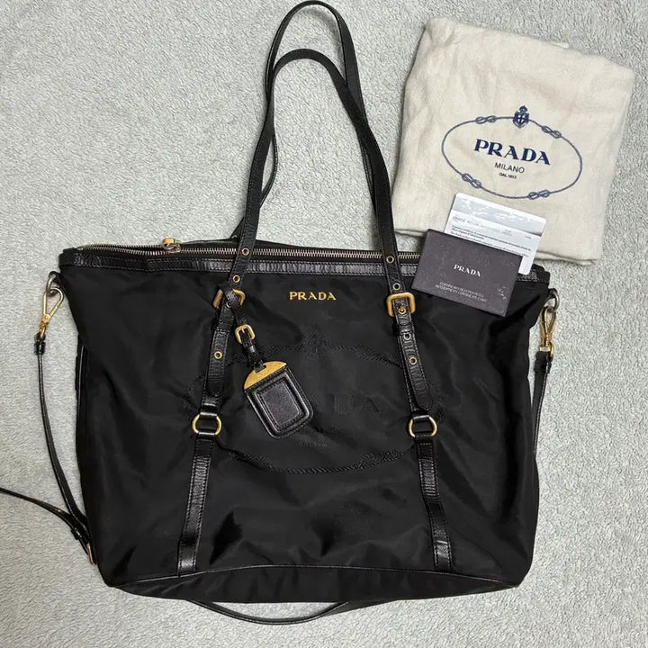[SOLD OUT] (정품)프라다 나일론 숄더백