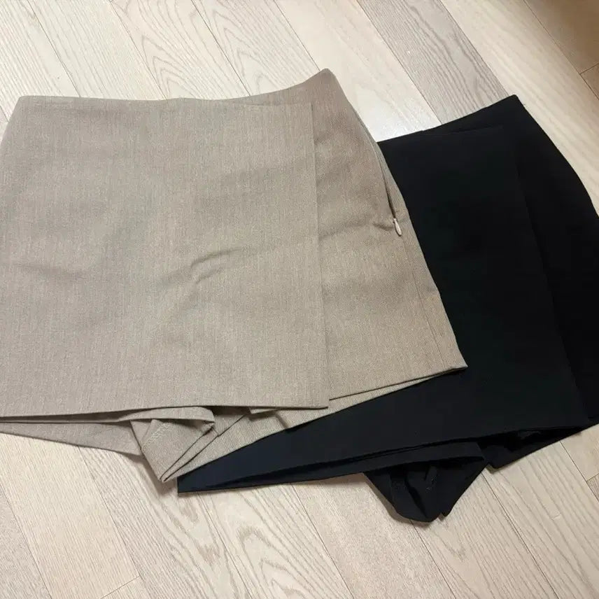 [BUNJANG] Derma Firm Revlab Skirt Pants / 더마농 레브랩 치마바지