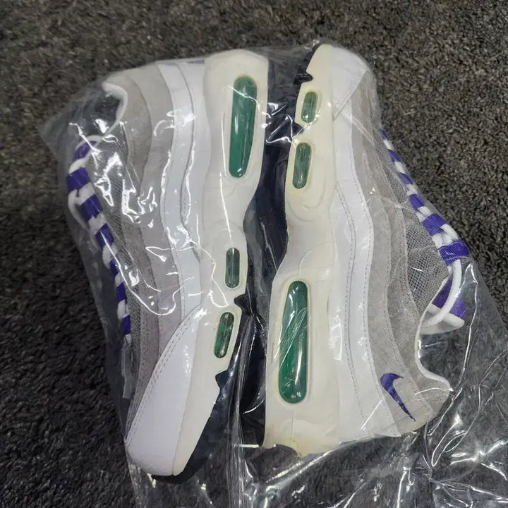 [BUNJANG] Nike Air Max 95 Purple Mesh Snakeskin (260mm) / 나이키 에어맥스95 보라메쉬 스네이크스킨 260사이즈