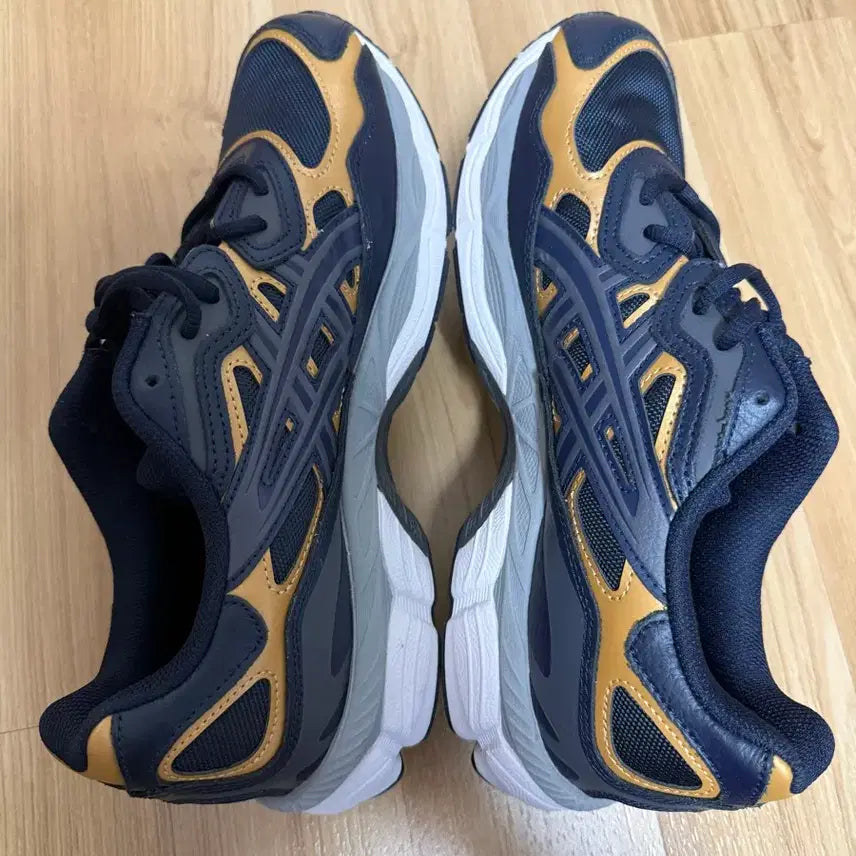 [BUNJANG] ASICS Gel-NYC Midnight Charcoal/Oatmeal Sneakers / 새상품 ASICS Gel-NYC 미드나이트 케리어 그레이 275급매