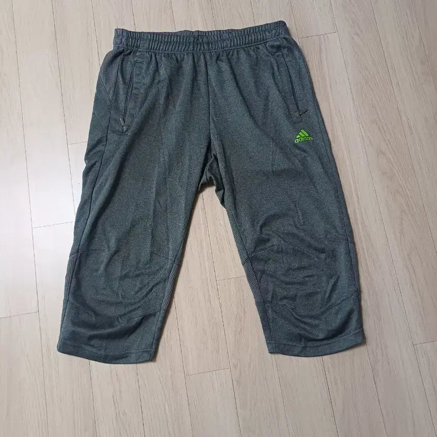 [BUNJANG] Adidas 7-Part Training Pants Gray / 아디다스 7부 트레이닝 바지 회색