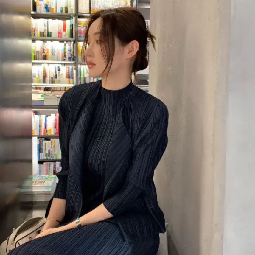 [BUNJANG] Obzee Pleated Cardigan Navy / 오브제스트 플리츠 가디건 네이비