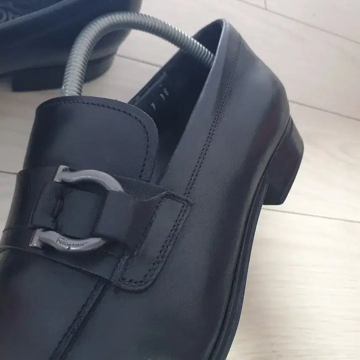 [BUNJANG] Salvatore Ferragamo Leather Loafers Black / 남255페레가모 로퍼