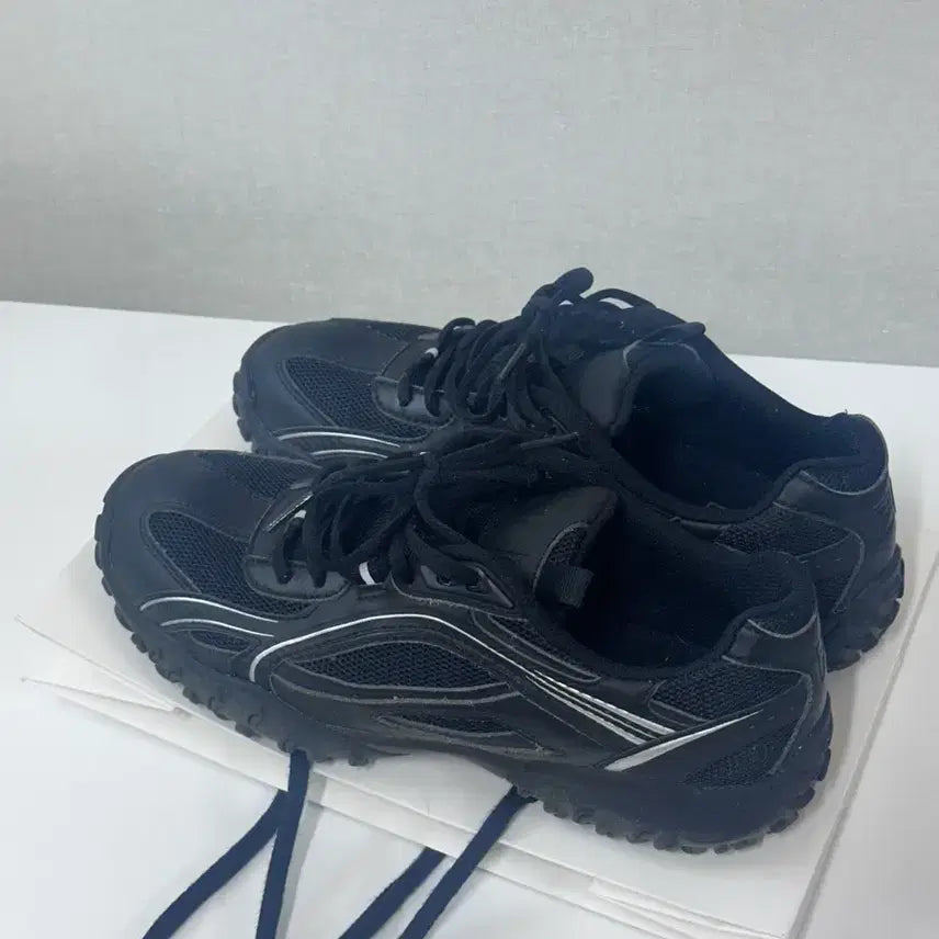 [BUNJANG] Fila Escarpe Black Shoes 250 / 휠라 에샤페 블랙 250