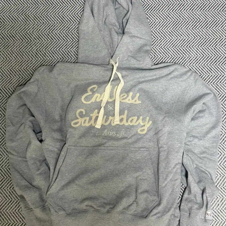 [BUNJANG] SATUR Hoodie M / SATUR 후드티 M